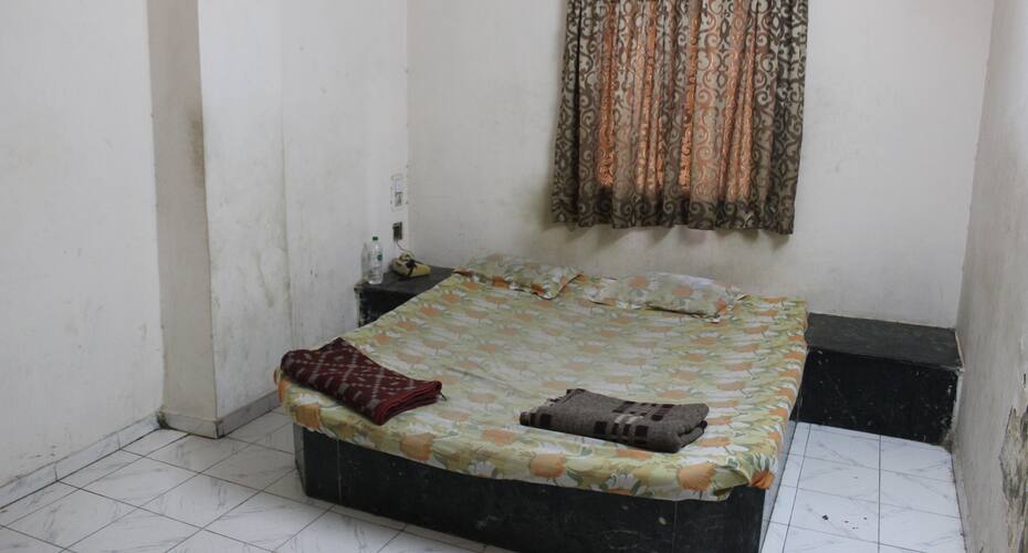 Aavkar Guest House, Ahmedabad 4